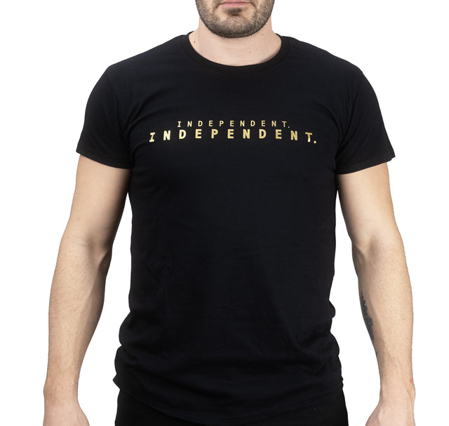 T-shirt noir avec une écriture indépendante